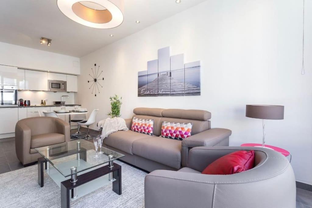 Royal Apartment Near The Beaches Νίκαια Εξωτερικό φωτογραφία