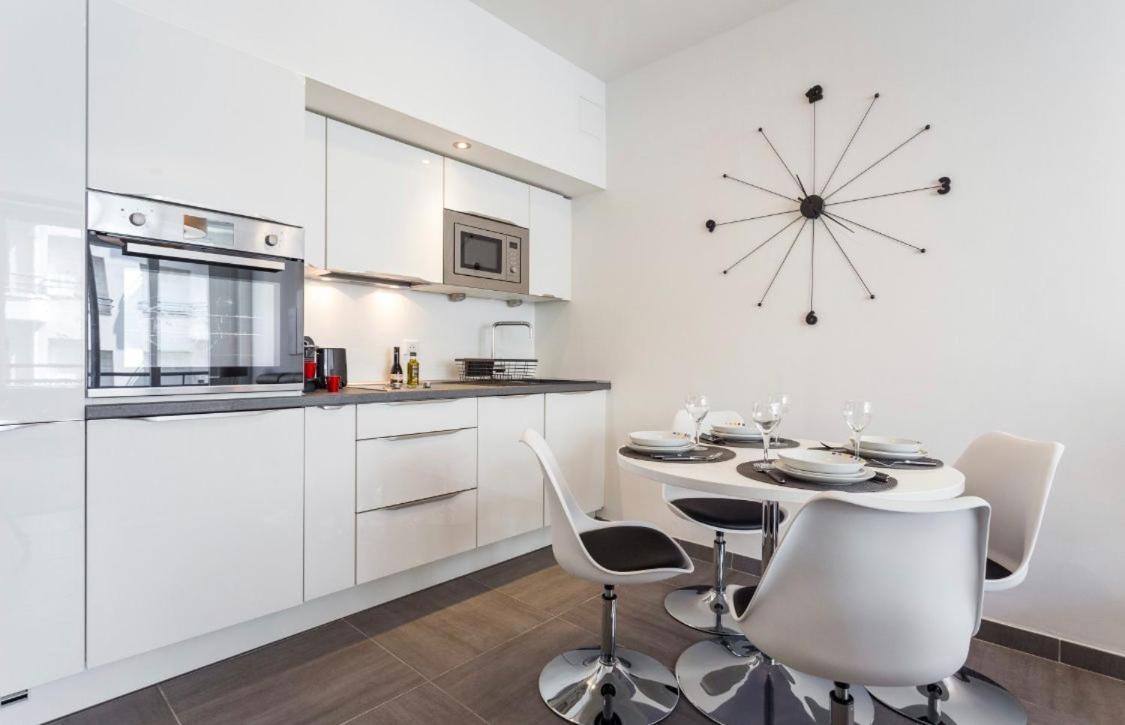 Royal Apartment Near The Beaches Νίκαια Εξωτερικό φωτογραφία
